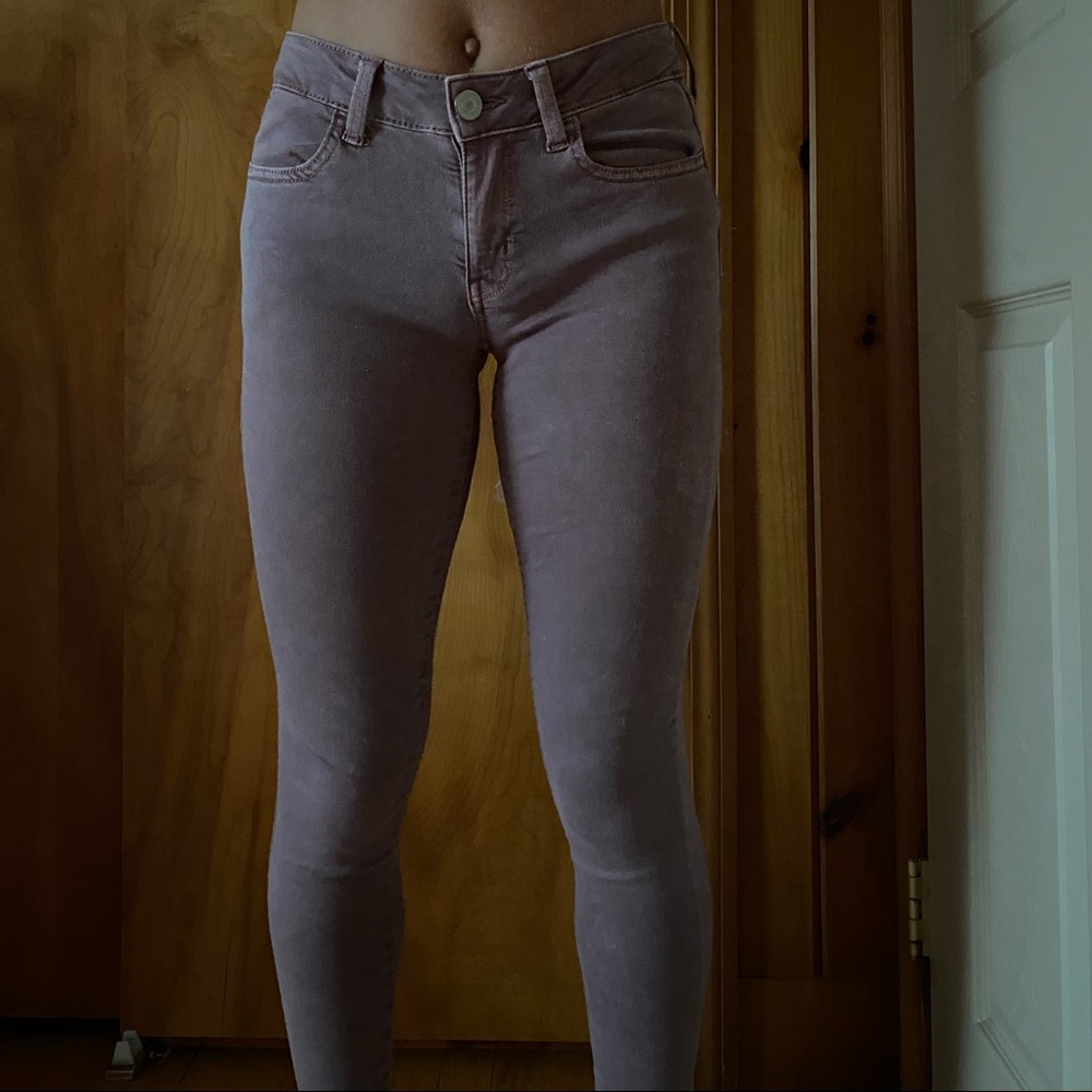 AE mauve jeans